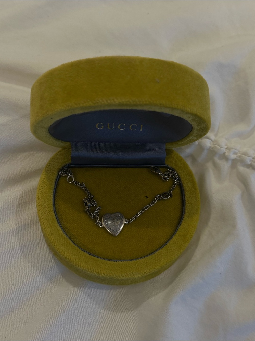 Gucci Silver Heart Charm Bracelet with Link Chain